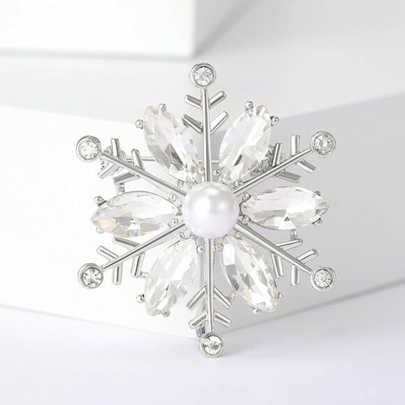 Crystal Snowflake Brooch for Women Rhinestone Winter Pin with Pearl Elegant - Picture 4 of 5